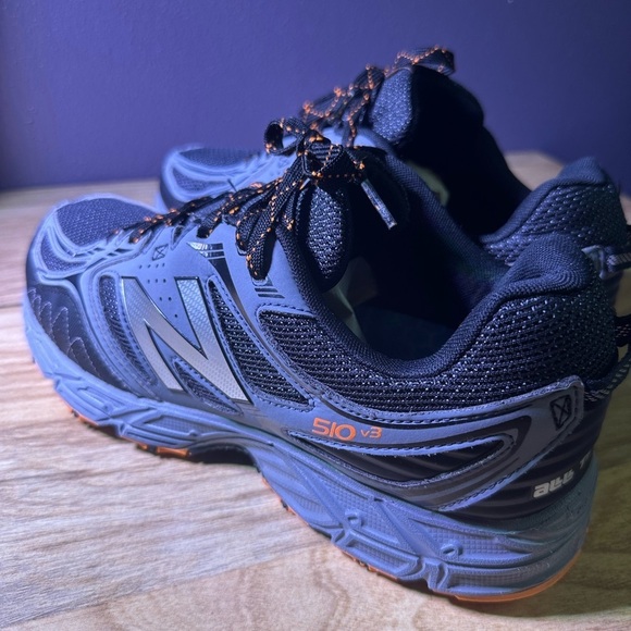 New Balance Dark Gray Athletic Shoes main image 6